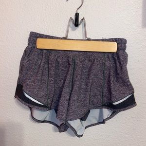 Women’s Lululemon run low waisted Hotty hot short
